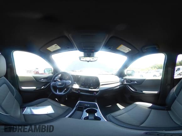 ✅ 2025 Chevrolet Equinox FWD LT • VIN: 3GNAXHEG2SL184066 • Lot: 42841970. Wystawiony na IAAI z przebiegiem 21 454 mil. Bezpłatny archiwum sprzedaży aukcyjnych z USA i szczegółowy raport historii pojazdu na DreamBid. Zdjęcie 18.