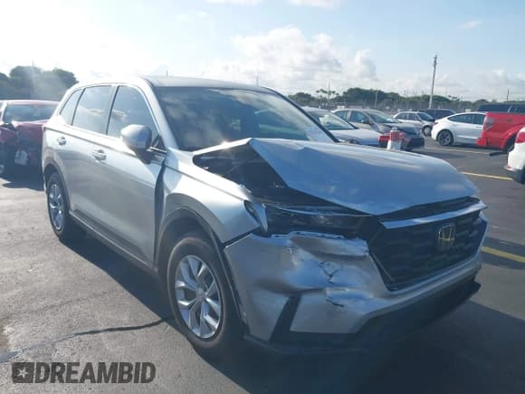 ✅ 2025 Honda CR-V LX • VIN: 7FARS3H28SE002967 • Lot: 42213245. Listed on IAAI with 4,968 mi. Free auction sales archive from the USA and detailed vehicle history report at DreamBid. Image 6.