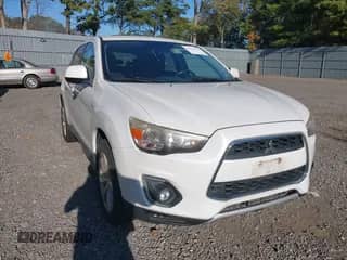 2013 Mitsubishi Outlander SE with VIN 4A4AR4AU0DE017398, listed as a IAAI auction lot 43378771 with 148,739 mi miles and . Bid and sale history available at DreamBid. Image 1.