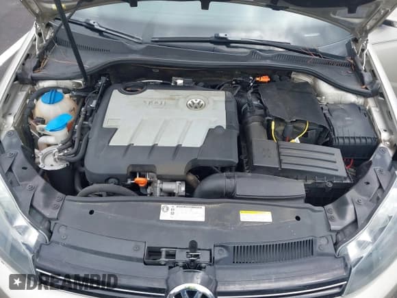 ✅ 2013 Volkswagen Jetta TDI w/Sunroof • VIN: 3VWPL7AJ2DM624923 • Lot: 43027061. Wystawiony na IAAI z przebiegiem 232 544 mil. Bezpłatny archiwum sprzedaży aukcyjnych z USA i szczegółowy raport historii pojazdu na DreamBid. Zdjęcie 10.