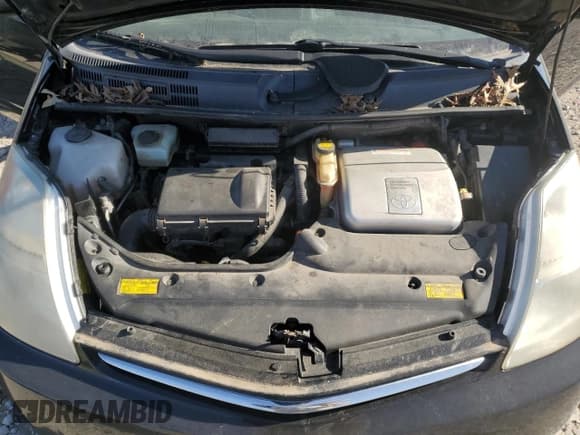 ✅ 2006 Toyota Prius • VIN: JTDKB20U867506127 • Лот: 92648445. Опубликован ранее на Copart с пробегом 312 214 миль. Бесплатный доступ к архиву аукционных продаж из США и подробный отчёт об истории автомобиля на DreamBid. Изображение 11.