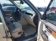 ✅ 2010 Land Rover LR4 Lux • VIN: SALAK2D41AA535124 • Лот: 42805660. Опубликован ранее на IAAI с пробегом 173 811 миль. Бесплатный доступ к архиву аукционных продаж из США и подробный отчёт об истории автомобиля на DreamBid. Изображение 5.