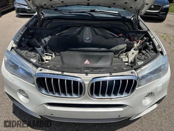 ✅ 2016 BMW X6 xDrive50i • VIN: 5UXKU6C52G0S82478 • Лот: 67696665. Опубликован ранее на Copart с пробегом 123 916 миль. Бесплатный доступ к архиву аукционных продаж из США и подробный отчёт об истории автомобиля на DreamBid. Изображение 7.