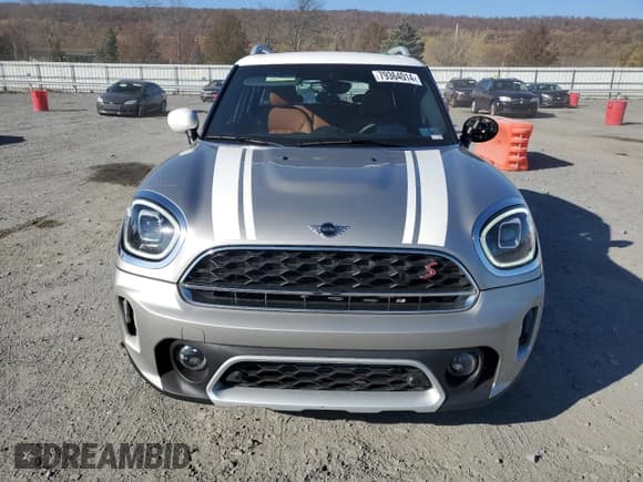 ✅ 2024 MINI Countryman Cooper S • VIN: WMZ83BR08R3S16831 • Lot: 79364014. Listed on Copart with 10,125 mi. Free auction sales archive from the USA and detailed vehicle history report at DreamBid. Image 5.