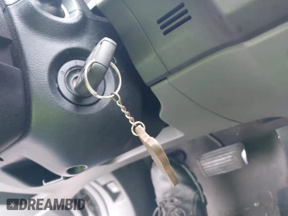 ✅ 2010 Honda Civic LX • VIN: 2HGFA1F52AH306678 • Lot: 43510796. Wystawiony na IAAI z przebiegiem 192 682 mil. Bezpłatny archiwum sprzedaży aukcyjnych z USA i szczegółowy raport historii pojazdu na DreamBid. Zdjęcie 11.