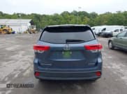 ✅ 2018 Toyota Highlander LE • VIN: 5TDBZRFH3JS878598 • Лот: 43164552. Опубликован ранее на IAAI с пробегом 74 060 миль. Бесплатный доступ к архиву аукционных продаж из США и подробный отчёт об истории автомобиля на DreamBid. Изображение 16.