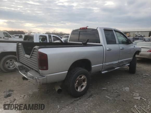 2006 Dodge 3500 SLT z VIN 3D7LX38C86G110538, wystawiony jako Copart lot #44110125 z przebiegiem Nie podano mil oraz Czysty tytuł • Clean title. Historia ofert i sprzedaży dostępna na DreamBid. Obrazek 3.
