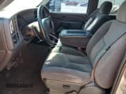 ✅ 2005 Chevrolet Silverado 1500 Z71 • VIN: 2GCEK13T051345746 • Лот: 71647724. Опубликован ранее на Copart с пробегом 138 291 миль. Бесплатный доступ к архиву аукционных продаж из США и подробный отчёт об истории автомобиля на DreamBid. Изображение 7.