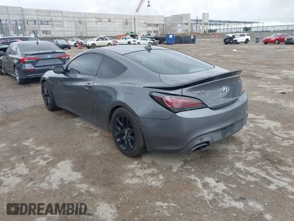 ✅ 2014 Hyundai Genesis Coupe Premium • VIN: KMHHT6KD3EU115586 • Lot: 42492129. Wystawiony na IAAI z przebiegiem 142 145 mil. Bezpłatny archiwum sprzedaży aukcyjnych z USA i szczegółowy raport historii pojazdu na DreamBid. Zdjęcie 3.