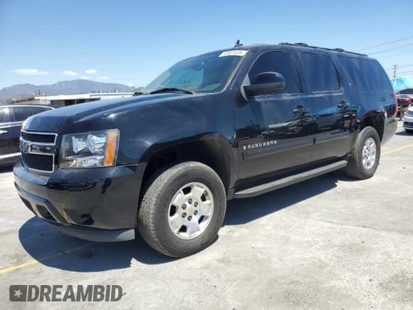 ✅ 2007 Chevrolet Suburban LTZ • VIN: 3GNFC16J27G211284 • Lot: 56581835. Listed on Copart with 186,515 mi. Free auction sales archive from the USA and detailed vehicle history report at DreamBid. Image 1.