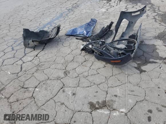 2016 BMW 3 Series z VIN WBA8E7C54GK415435, wystawiony jako Copart lot #68301985 z przebiegiem 119 006 mil mil oraz Szkoda całkowita • Salvage title. Historia ofert i sprzedaży dostępna na DreamBid. Obrazek 12.