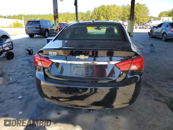 ✅ 2017 Chevrolet Impala LT • VIN: 2G1105S3XH9176153 • Лот: 77285044. Опубликован ранее на Copart с пробегом 145 591 миль. Бесплатный доступ к архиву аукционных продаж из США и подробный отчёт об истории автомобиля на DreamBid. Изображение 6.