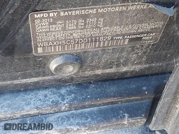 ✅ 2013 BMW 5 Series 528i xDrive • VIN: WBAXH5C57DD111829 • Lot: 43928316. Wystawiony na IAAI z przebiegiem 134 712 mil. Bezpłatny archiwum sprzedaży aukcyjnych z USA i szczegółowy raport historii pojazdu na DreamBid. Zdjęcie 9.
