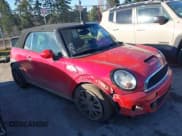 ✅ 2013 MINI Convertible S • VIN: WMWZP3C55DT705938 • Lot: 41372294. Wystawiony na IAAI z przebiegiem 118 481 mil. Bezpłatny archiwum sprzedaży aukcyjnych z USA i szczegółowy raport historii pojazdu na DreamBid. Zdjęcie 1.