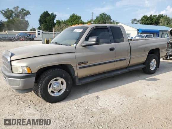 ✅ 2002 Dodge 2500 • VIN: 3B7KC23682M223396 • Lot: 68837305. Listed on Copart with 193,184 mi. Free auction sales archive from the USA and detailed vehicle history report at DreamBid. Image 1.