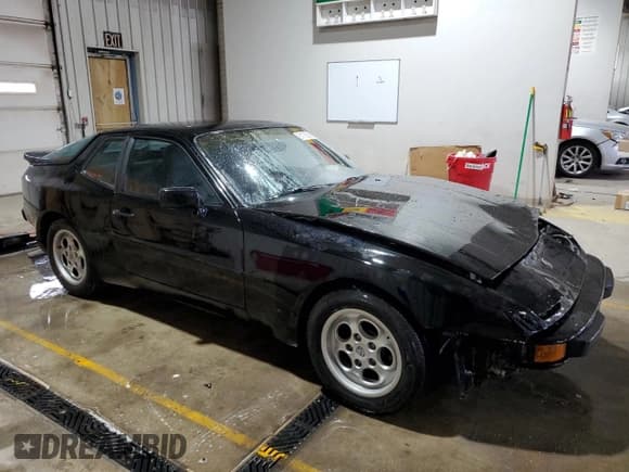 ✅ 1985 Porsche 944 • VIN: WP0AA0948FN456914 • Lot: 91780565. Listed on Copart with 96,480 mi. Free auction sales archive from the USA and detailed vehicle history report at DreamBid. Image 4.