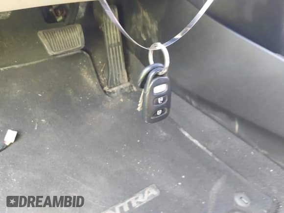 2014 Hyundai Elantra SE with VIN 5NPDH4AE6EH528888, listed as a IAAI auction lot 42732616 with 99,756 mi miles and . Bid and sale history available at DreamBid. Image 11.