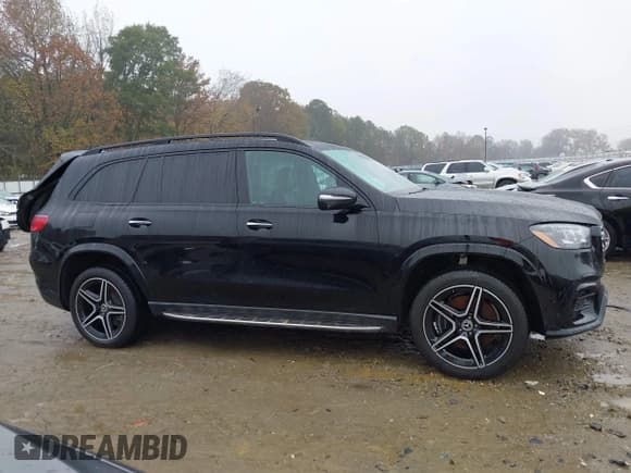 ✅ 2024 Mercedes-Benz GLS 450 • VIN: 4JGFF5KEXRB085487 • Lot: 40887211. Wystawiony na IAAI z przebiegiem 26 042 mil. Bezpłatny archiwum sprzedaży aukcyjnych z USA i szczegółowy raport historii pojazdu na DreamBid. Zdjęcie 13.