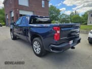 ✅ 2022 Chevrolet Silverado 1500 Custom • VIN: 3GCPYBEK5NG111420 • Lot: 58735745. Wystawiony na Copart z przebiegiem 118 861 mil. Bezpłatny archiwum sprzedaży aukcyjnych z USA i szczegółowy raport historii pojazdu na DreamBid. Zdjęcie 3.