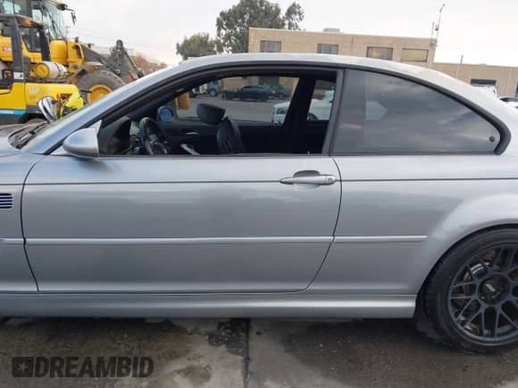 2004 BMW 3 Series M3 с VIN WBSBL93474PN58002, выставлен на аукционе IAAI как лот 41013859 с пробегом 118 046 миль миль и . История ставок и продаж доступна на DreamBid. Изображение 14.