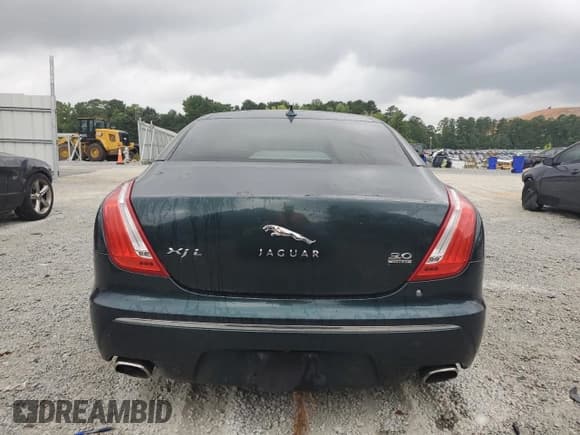 ✅ 2013 Jaguar XJ Portfolio • VIN: SAJWJ2GD0D8V46639 • Lot: 65784545. Listed on Copart with 170,529 mi. Free auction sales archive from the USA and detailed vehicle history report at DreamBid. Image 6.