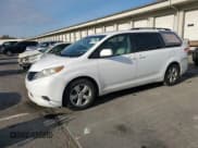 ✅ 2011 Toyota Sienna LE AAS • VIN: 5TDKK3DC1BS017852 • Lot: 91211595. Listed on Copart with 199,453 mi. Free auction sales archive from the USA and detailed vehicle history report at DreamBid. Image 1.
