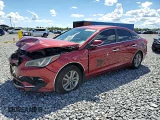 2015 Hyundai Sonata SE z VIN 5NPE24AF3FH222490, wystawiony jako Copart lot #81748175 z przebiegiem 119 496 mil mil oraz Szkoda całkowita • Salvage title. Historia ofert i sprzedaży dostępna na DreamBid. Obrazek 1.