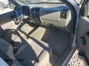 ✅ 2004 Chevrolet Colorado Z71 • VIN: 1GCCS196048176137 • Лот: 74341484. Опубликован ранее на Copart с пробегом 159 612 миль. Бесплатный доступ к архиву аукционных продаж из США и подробный отчёт об истории автомобиля на DreamBid. Изображение 8.