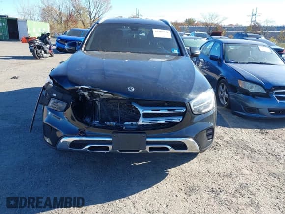 ✅ 2020 Mercedes-Benz GLC 300 • VIN: WDC0G8EB3LF715726 • Lot: 43585731. Wystawiony na IAAI z przebiegiem 127 276 mil. Bezpłatny archiwum sprzedaży aukcyjnych z USA i szczegółowy raport historii pojazdu na DreamBid. Zdjęcie 12.