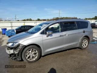 ✅ 2018 Chrysler Pacifica Limited • VIN: 2C4RC1GG1JR273902 • Lot: 91849795. Listed on Copart with 170,356 mi. Free auction sales archive from the USA and detailed vehicle history report at DreamBid. Image 1.