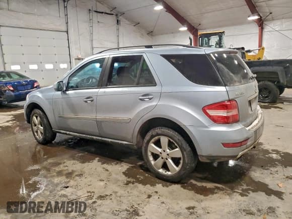 ✅ 2009 Mercedes-Benz M 350 • VIN: 4JGBB86E99A498254 • Lot: 95301815. Wystawiony na Copart z przebiegiem 208 071 mil. Bezpłatny archiwum sprzedaży aukcyjnych z USA i szczegółowy raport historii pojazdu na DreamBid. Zdjęcie 2.