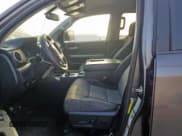 ✅ 2016 Toyota Tundra SR5 • VIN: 5TFEM5F14GX108081 • Лот: 58550775. Опубликован ранее на Copart с пробегом 123 284 миль. Бесплатный доступ к архиву аукционных продаж из США и подробный отчёт об истории автомобиля на DreamBid. Изображение 7.