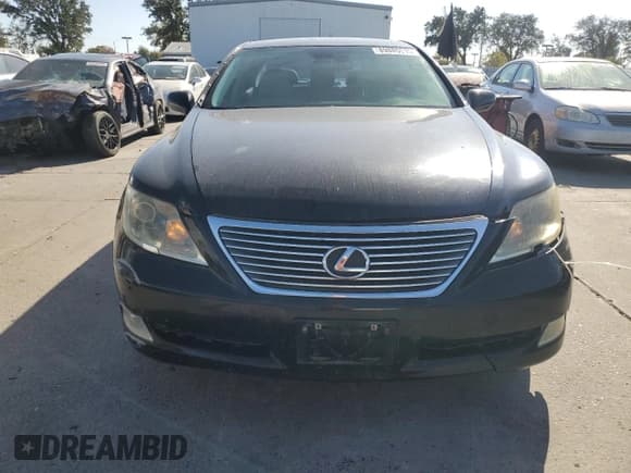 ✅ 2007 Lexus LS 460 • VIN: JTHBL46F475007757 • Лот: 89885015. Опубликован ранее на Copart с пробегом 226 077 миль. Бесплатный доступ к архиву аукционных продаж из США и подробный отчёт об истории автомобиля на DreamBid. Изображение 5.