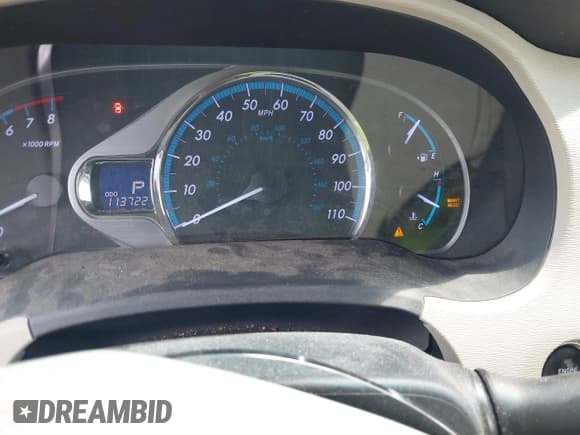 ✅ 2011 Toyota Sienna XLE • VIN: 5TDDK3DC2BS020381 • Lot: 42531636. Listed on IAAI with 113,722 mi. Free auction sales archive from the USA and detailed vehicle history report at DreamBid. Image 7.