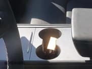 ✅ 2024 Tesla Model Y Long Range • VIN: 7SAYGDEE4RF149457 • Lot: 41700922. Wystawiony na IAAI z przebiegiem Nie podano. Bezpłatny archiwum sprzedaży aukcyjnych z USA i szczegółowy raport historii pojazdu na DreamBid. Zdjęcie 11.