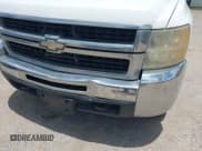 ✅ 2009 Chevrolet Silverado 2500HD Work Truck • VIN: 1GCHC49K79E156509 • Lot: 42566650. Wystawiony na IAAI z przebiegiem 218 736 mil. Bezpłatny archiwum sprzedaży aukcyjnych z USA i szczegółowy raport historii pojazdu na DreamBid. Zdjęcie 6.