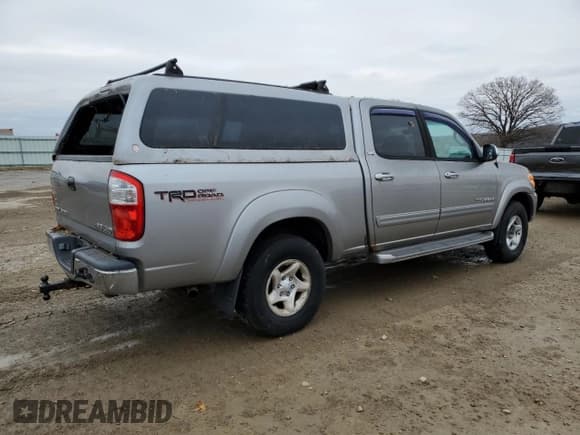 ✅ 2004 Toyota Tundra SR5 • VIN: 5TBDT44194S447425 • Lot: 93616805. Listed on Copart with 190,635 mi. Free auction sales archive from the USA and detailed vehicle history report at DreamBid. Image 3.