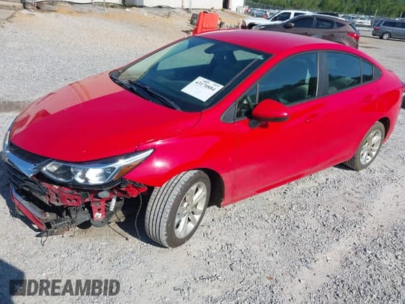 ✅ 2019 Chevrolet Cruze LS • VIN: 1G1BC5SM0K7107548 • Lot: 43170884. Listed on IAAI with 96,864 mi. Free auction sales archive from the USA and detailed vehicle history report at DreamBid. Image 17.