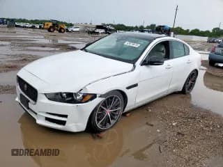✅ 2017 Jaguar XE 20d • VIN: SAJAR4BN6HA968380 • Лот: 63876875. Опубликован ранее на Copart с пробегом 119 354 миль. Бесплатный доступ к архиву аукционных продаж из США и подробный отчёт об истории автомобиля на DreamBid. Изображение 1.