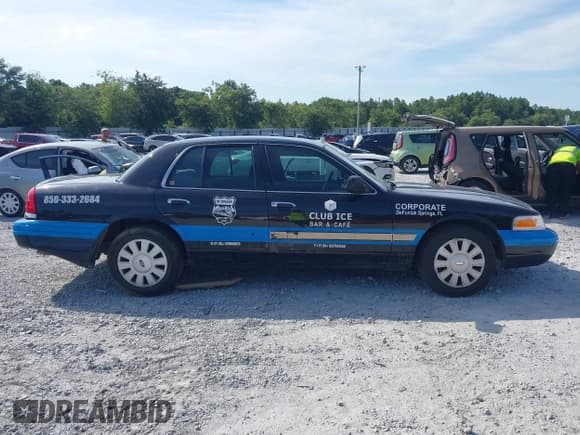 ✅ 2008 Ford Police Interceptor • VIN: 2FAFP71V68X162842 • Lot: 42731515. Listed on IAAI with 104,960 mi. Free auction sales archive from the USA and detailed vehicle history report at DreamBid. Image 13.