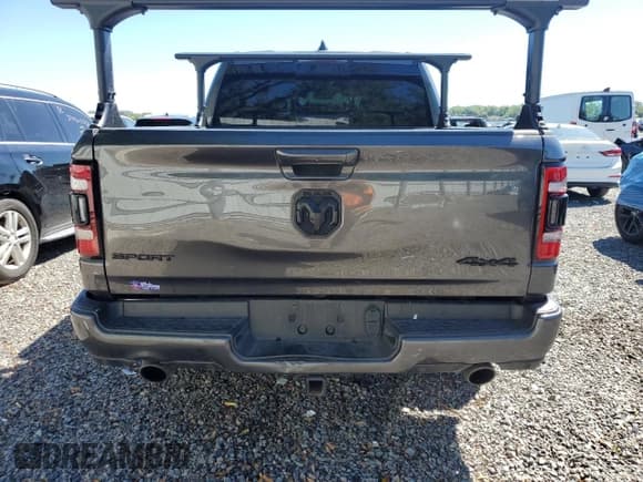 ✅ 2022 Ram 1500 Sport • VIN: 1C6SRFVT0NN312504 • Лот: 49540015. Опубликован ранее на Copart с пробегом 30 122 миль. Бесплатный доступ к архиву аукционных продаж из США и подробный отчёт об истории автомобиля на DreamBid. Изображение 6.