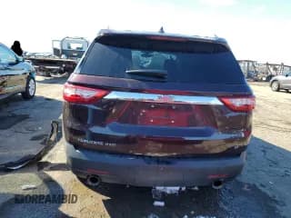 ✅ 2018 Chevrolet Traverse LT Cloth • VIN: 1GNERGKW3JJ115720 • Lot: 42773384. Wystawiony na Copart z przebiegiem 81 785 mil. Bezpłatny archiwum sprzedaży aukcyjnych z USA i szczegółowy raport historii pojazdu na DreamBid. Zdjęcie 6.