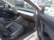 ✅ 2019 Tesla Model 3 Long Range • VIN: 5YJ3E1EB0KF422014 • Lot: 43605200. Wystawiony na IAAI z przebiegiem 125 454 mil. Bezpłatny archiwum sprzedaży aukcyjnych z USA i szczegółowy raport historii pojazdu na DreamBid. Zdjęcie 5.