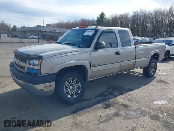 ✅ 2004 Chevrolet Silverado 2500HD LS • VIN: 1GCHK29U64E224509 • Лот: 41899554. Опубликован ранее на IAAI с пробегом 272 568 миль. Бесплатный доступ к архиву аукционных продаж из США и подробный отчёт об истории автомобиля на DreamBid. Изображение 2.