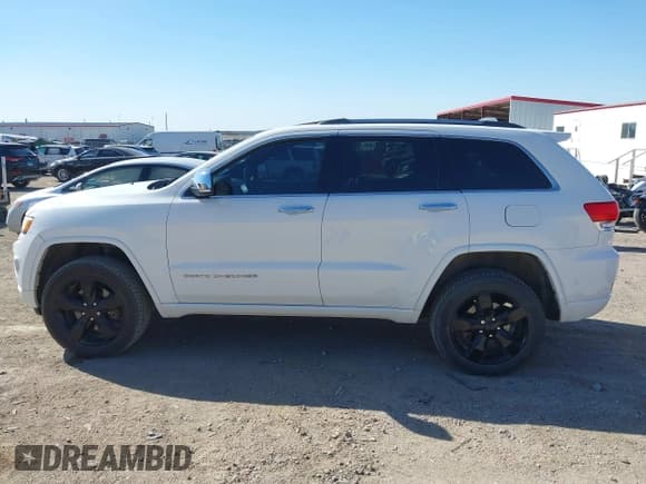 ✅ 2015 Jeep Grand Cherokee Overland • VIN: 1C4RJFCM2FC737133 • Лот: 42012000. Опубликован ранее на IAAI с пробегом 132 928 миль. Бесплатный доступ к архиву аукционных продаж из США и подробный отчёт об истории автомобиля на DreamBid. Изображение 15.