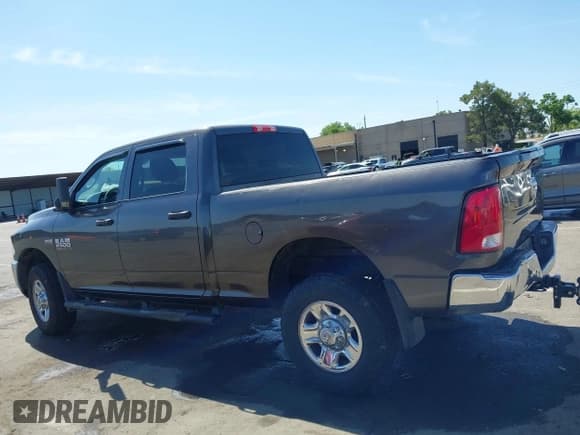 ✅ 2015 Ram 2500 Tradesman • VIN: 3C6TR5CT5FG528294 • Lot: 42374966. Listed on IAAI with Not provided. Free auction sales archive from the USA and detailed vehicle history report at DreamBid. Image 14.