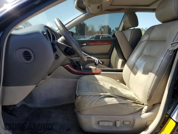 ✅ 2001 Lexus GS 430 • VIN: JT8BL69S910005432 • Лот: 55140625. Опубликован ранее на Copart с пробегом 265 486 миль. Бесплатный доступ к архиву аукционных продаж из США и подробный отчёт об истории автомобиля на DreamBid. Изображение 7.