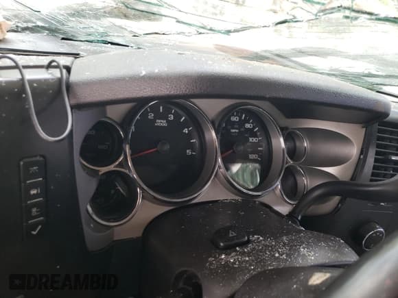 ✅ 2007 Chevrolet Silverado 2500HD 2LT • VIN: 1GCHK23657F502602 • Лот: 66417474. Опубликован ранее на Copart с пробегом Не указан. Бесплатный доступ к архиву аукционных продаж из США и подробный отчёт об истории автомобиля на DreamBid. Изображение 9.