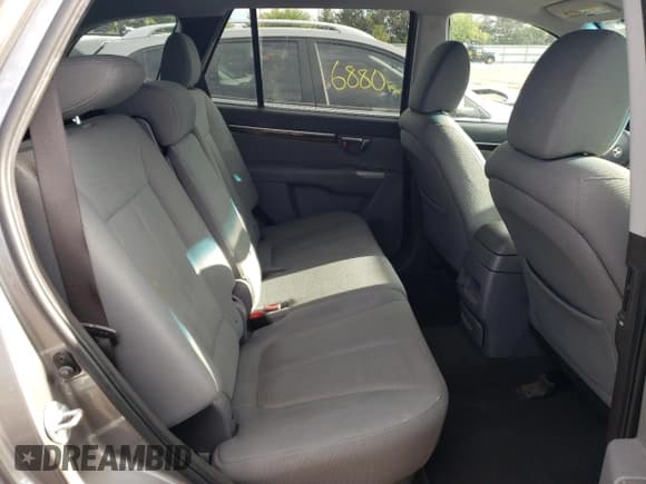 ✅ 2011 Hyundai Santa Fe GLS • VIN: 5XYZGDAG1BG035472 • Lot: 68494314. Listed on Copart with 131,799 mi. Free auction sales archive from the USA and detailed vehicle history report at DreamBid. Image 10.