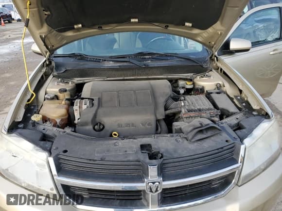 ✅ 2010 Dodge Avenger R/T • VIN: 1B3CC5FV9AN155737 • Лот: 85225054. Опубликован ранее на Copart с пробегом 122 473 миль. Бесплатный доступ к архиву аукционных продаж из США и подробный отчёт об истории автомобиля на DreamBid. Изображение 11.